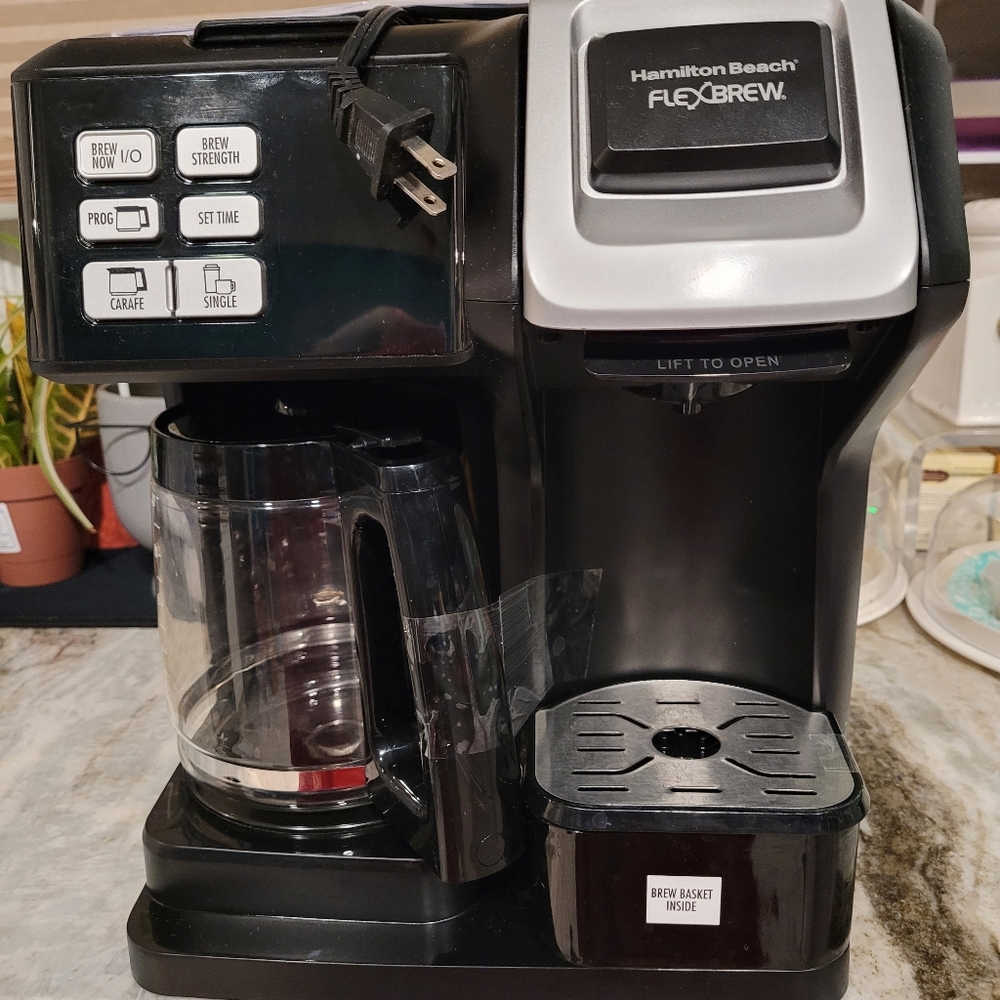 2 Way Flex Brew Coffee Maker by Hamilton Beach